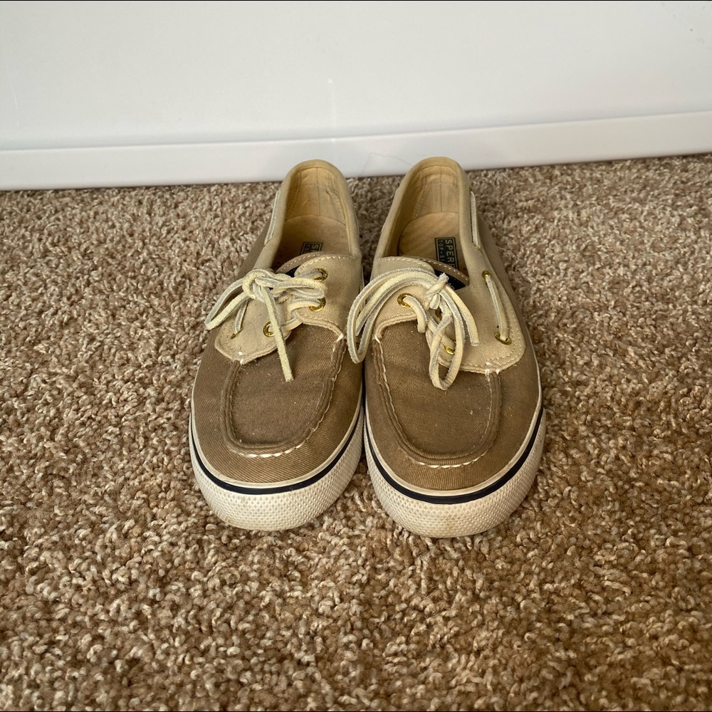 Sperry boat shoes